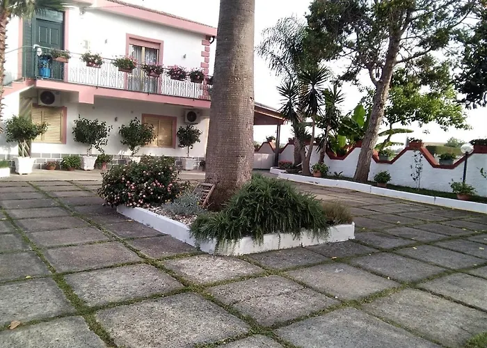 Antica Hera Bed and Breakfast 4*