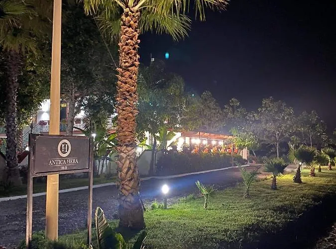 Antica Hera Bed and Breakfast 4*